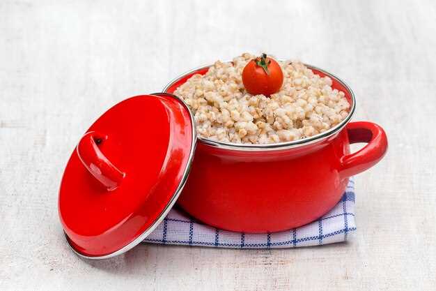 Перловый суп с мясом и зеленью