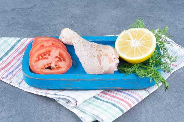 Обрати внимание на структуру косточки и мяса при работе