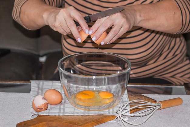 Отделение с помощью кухонной шумовки или ситечка