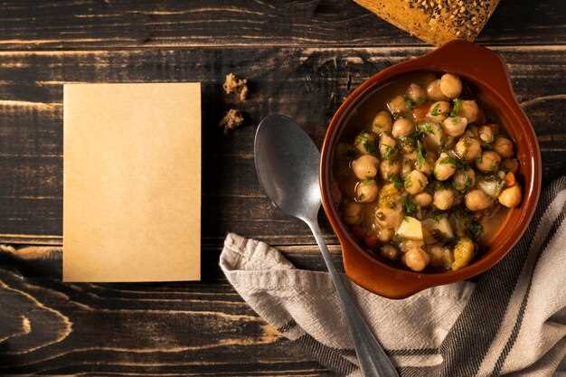 Классический стейк с черным перцем горошком и сливочным соусом
