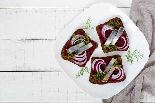 Дополнительные ингредиенты для усиления вкуса: лук, масло, укроп