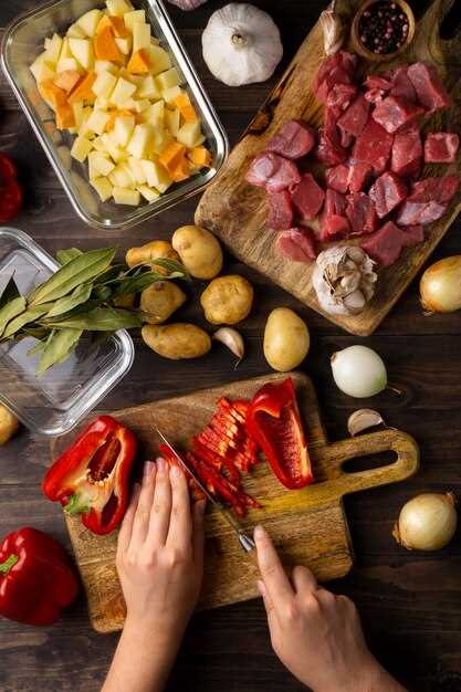 Техника и последовательность приготовления тушенки с мясом и картофелем