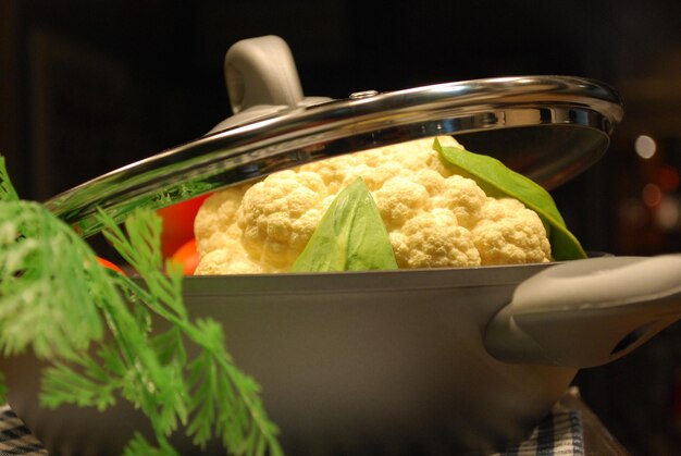 Использование трав и специй для усиления вкуса