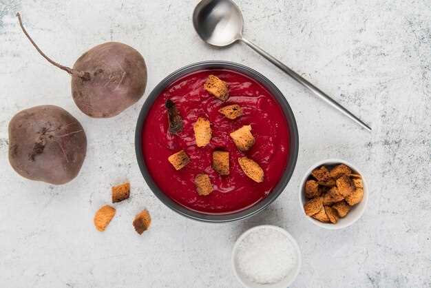 Брюква — это не только вкусный корнеплод, но и источник витаминов и минералов, таких как витамин C, калий и клетчатка. Перед приготовлением рекомендуется хорошо очищать и нарезать брюкву, чтобы она равномерно приготовилась. В рецепте сливочное масло добавит блюду мягкости и насыщенного вкуса, а куриный бульон — глубины и аромата. Для более яркого вкуса можно добавить немного чеснока или специи по желанию.