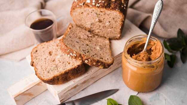 Финики с арахисовой пастой в шоколадной глазури